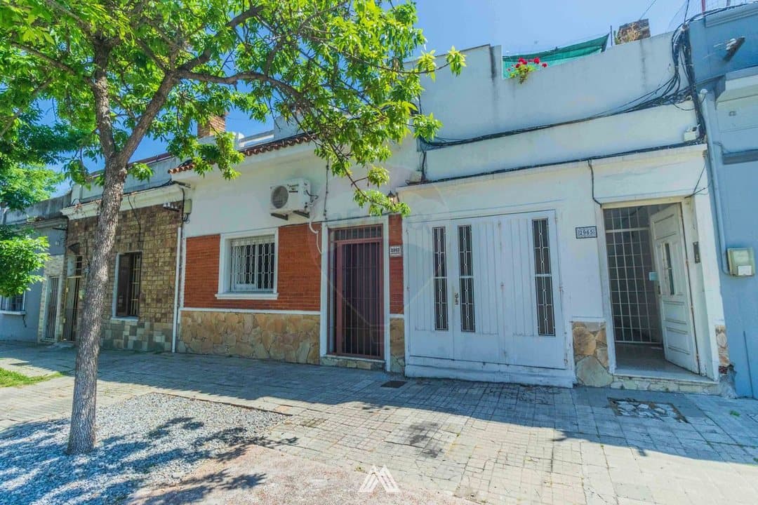 Venta casa La Blanqueada 3 dorm. cochera 2 baños